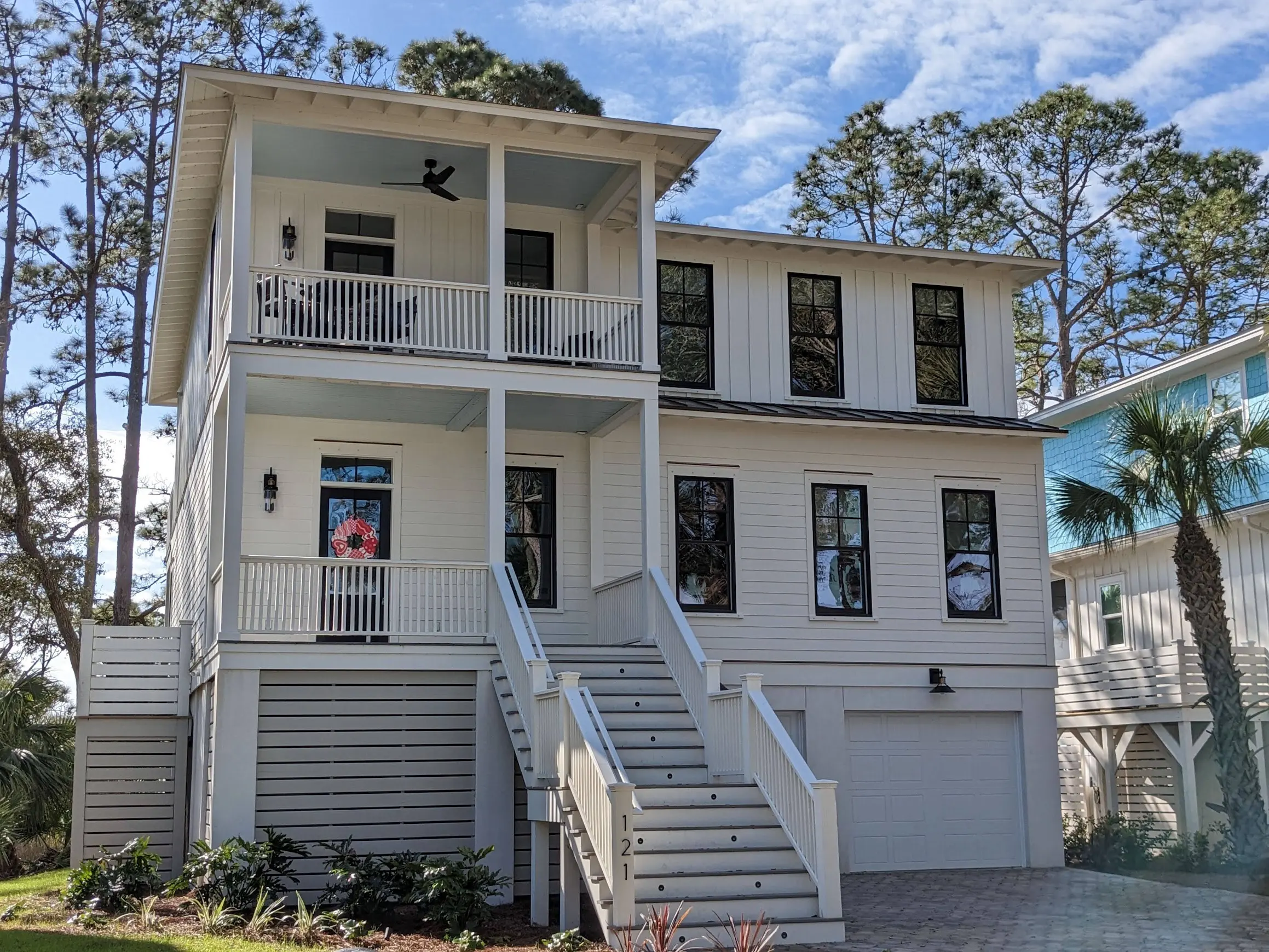 plan 300-0007 front view photo