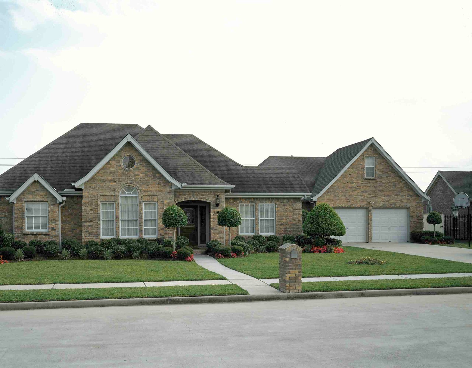 plan 101-0035 front view photo