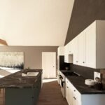 Plan 580-1370 kitchen with vaulted ceiling and island countertop